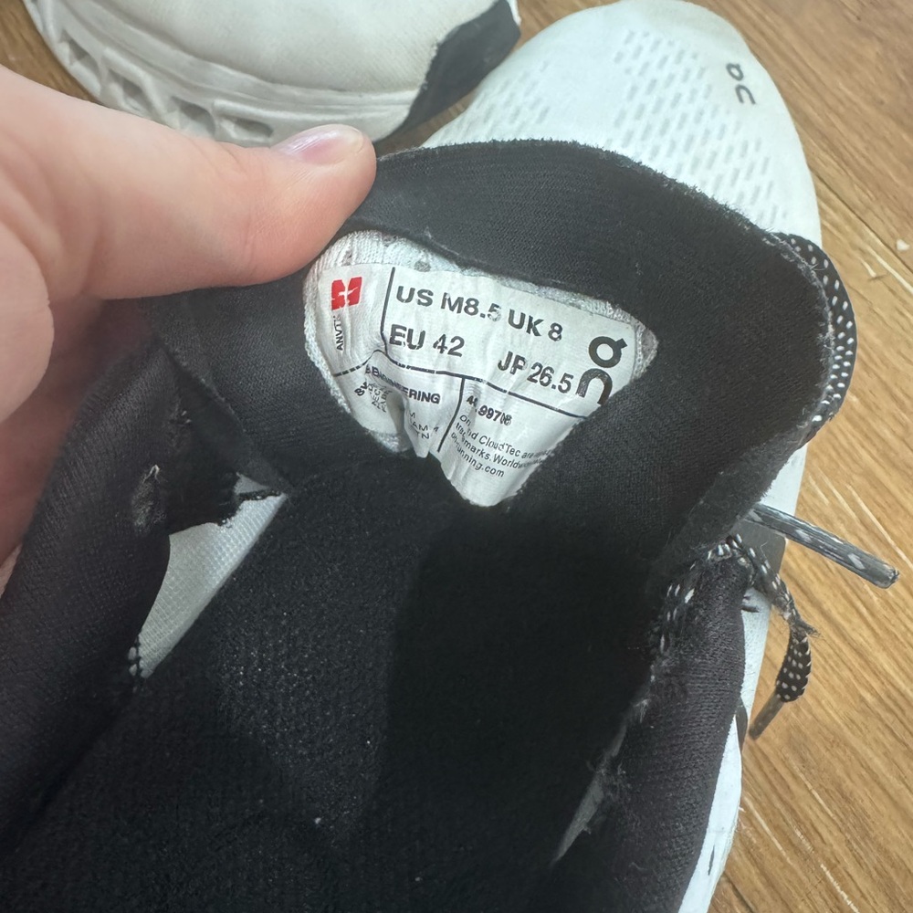 On Cloud Cloudmonster - image 5